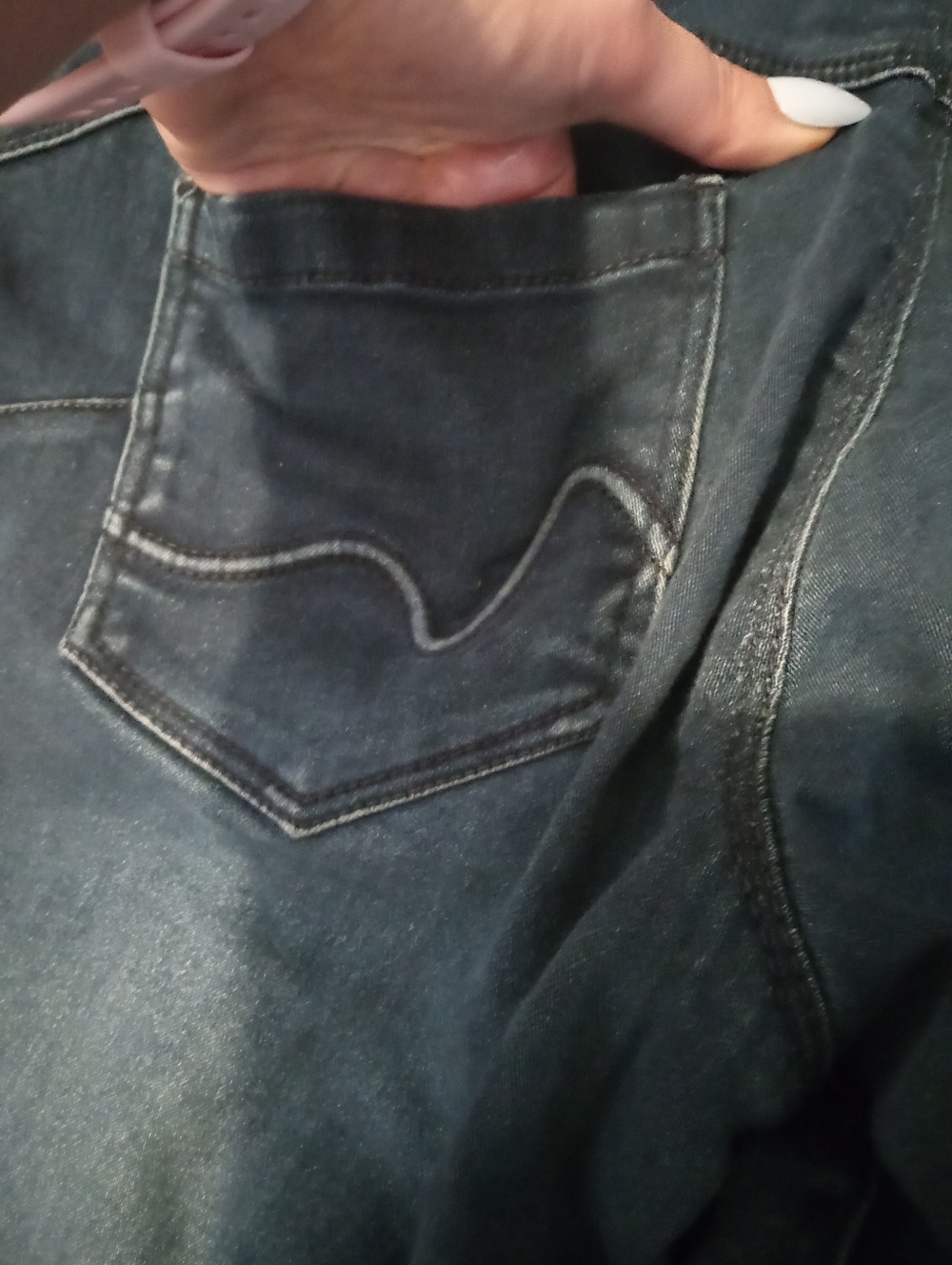 Dark Wash Capri Jeans Suko Jeans - Picture 7 of 8